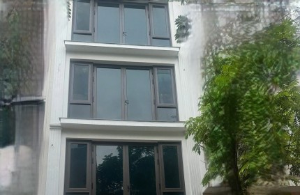 CHO THUÊ NHÀ KHU DDTTM  DỊCH VỌNG, CẦU GIẤY 3 TẦNG, 84M2, 3 NGỦ, 4 WC, GIÁ 40 TR